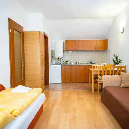 Bianka Apartman *