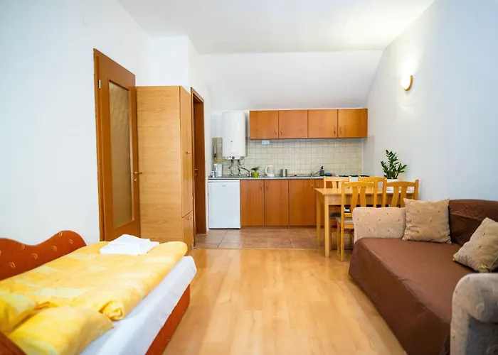 Bianka Apartman *